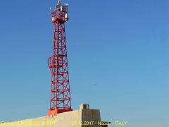 64 - Fanale rosso ( Porto di Napoli - ITALIA)  Red  lantern of the  Naples harbour  - ITALY